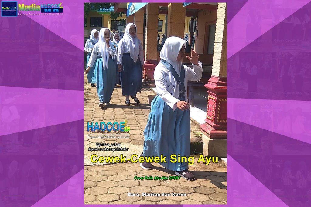 Gambar Soloan Spektakuler – SMA Soloan Spektakuler Cover Putih Abu-Abu SPSBT 003-02